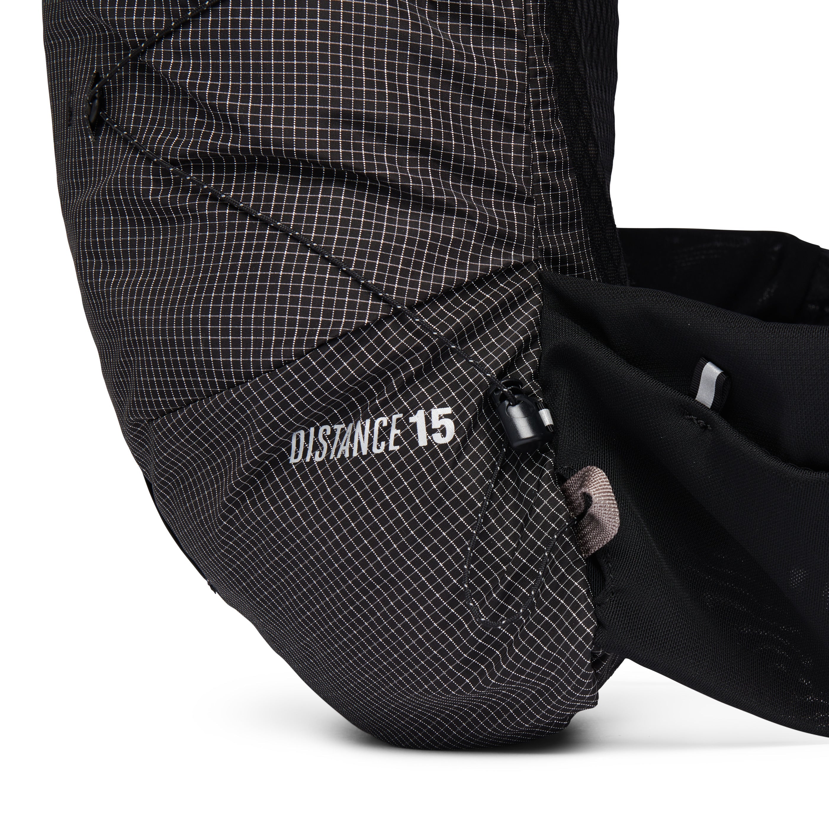 Distance 15 Backpack - Past Season