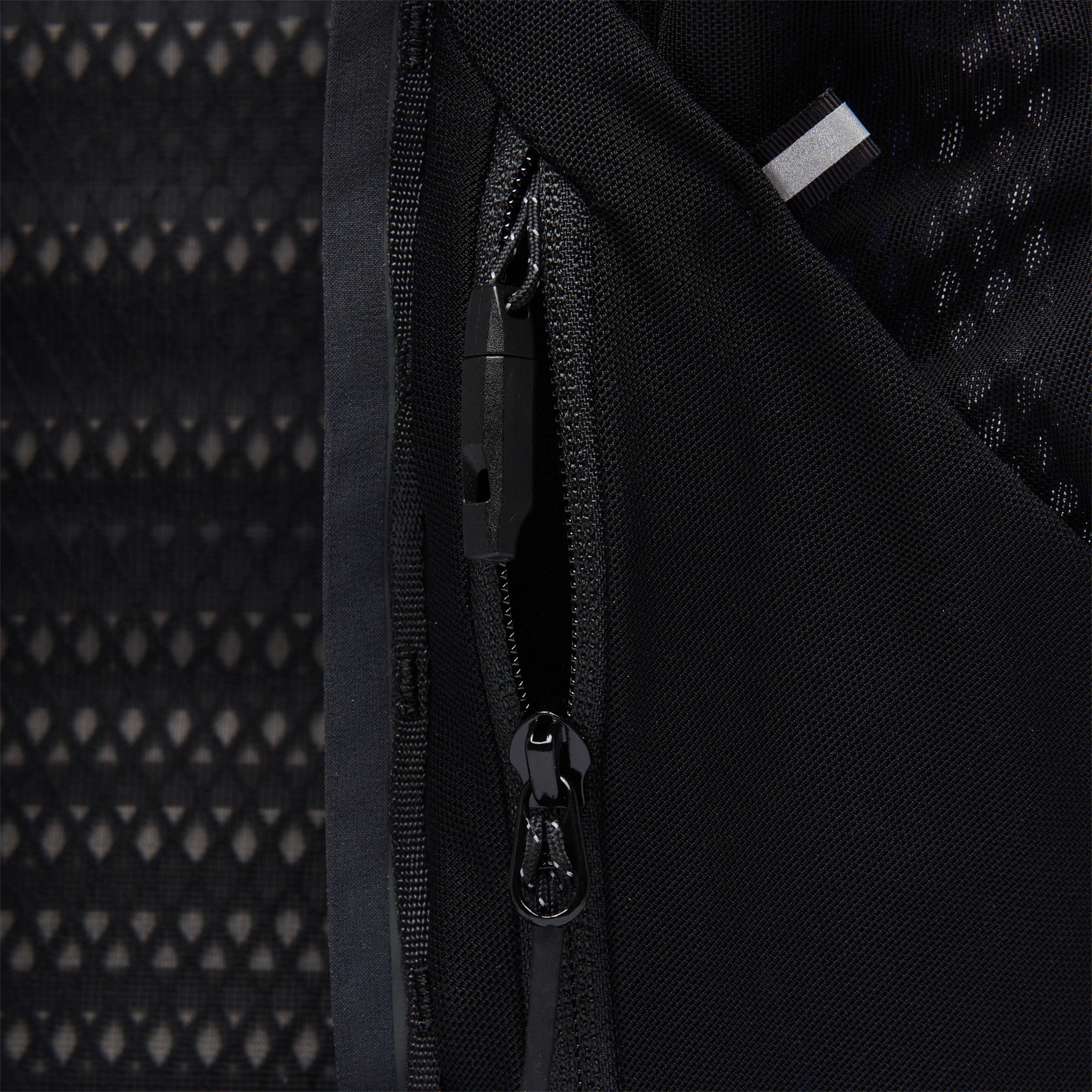 Distance 22 Backpack - Past Season